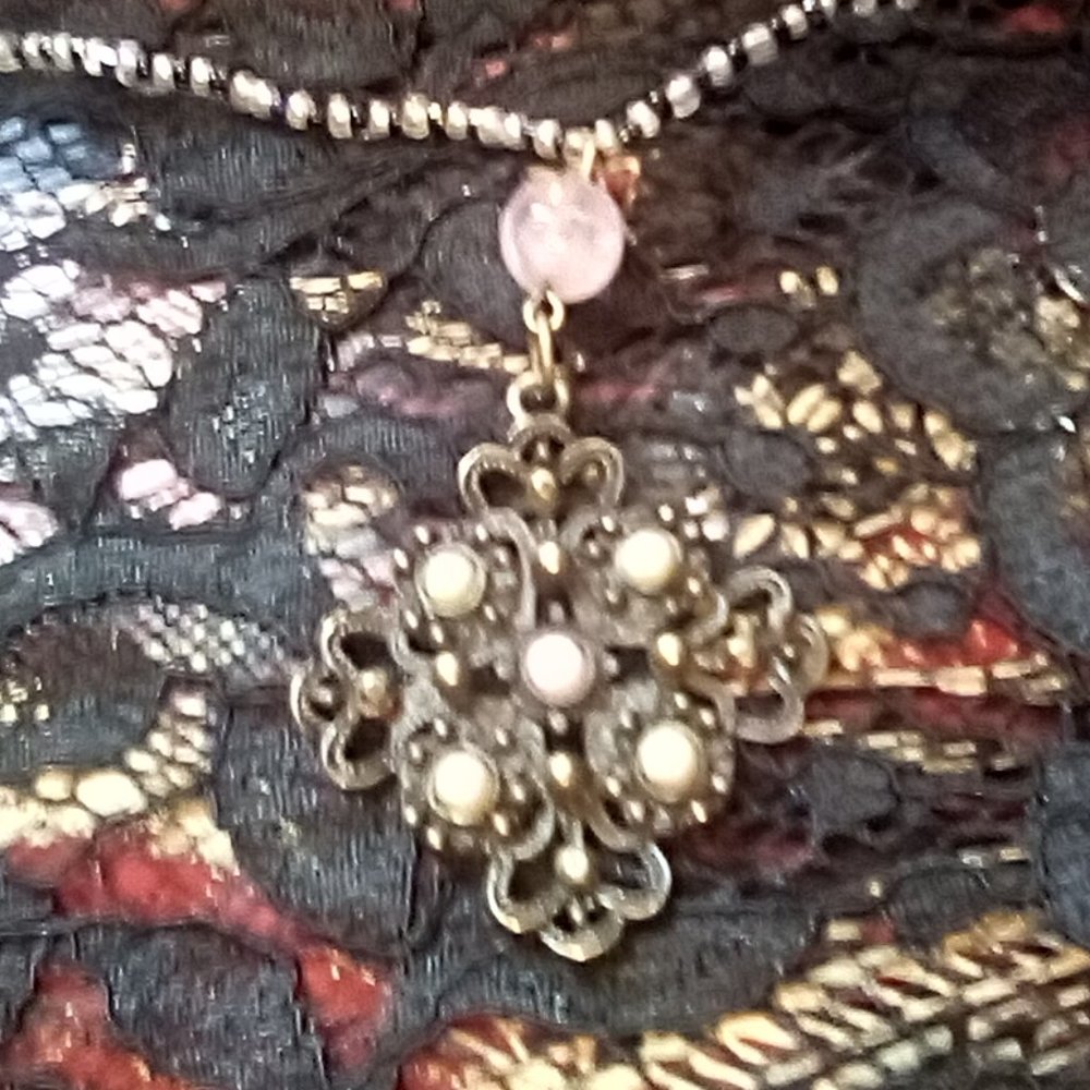 Choker - Picture 2 of 2